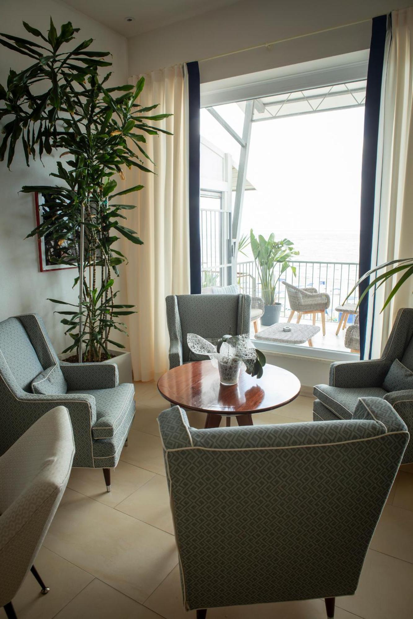 Hotel Parrini Follonica Eksteriør billede
